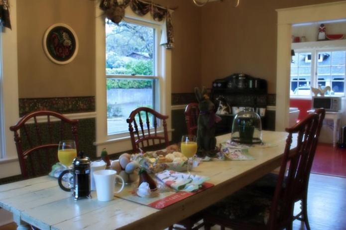 The White House Bed And Breakfast 메드퍼드 외부 사진